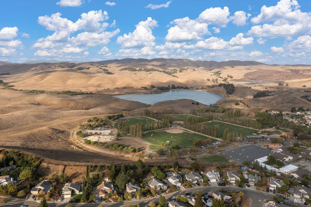 Detail Gallery Image 44 of 53 For 564 Rose Dr, Benicia,  CA 94510 - 3 Beds | 2 Baths