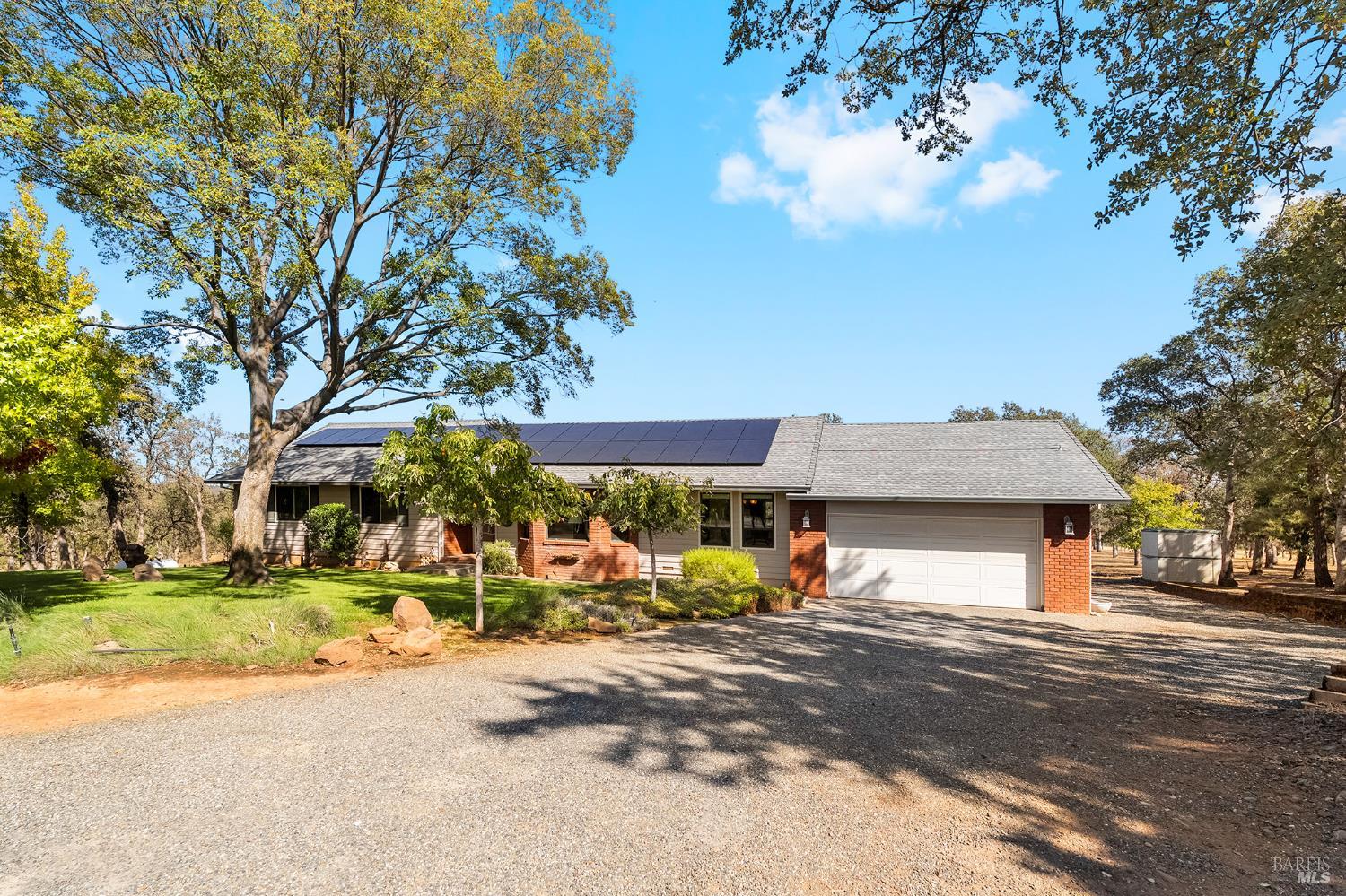 Detail Gallery Image 3 of 52 For 14420 Mesa Ct, Red Bluff,  CA 96080 - 3 Beds | 2 Baths