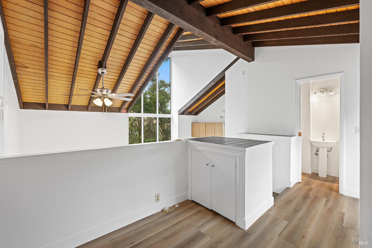 Detail Gallery Image 30 of 46 For 35 Salvador Way, San Rafael,  CA 94903 - 3 Beds | 3 Baths