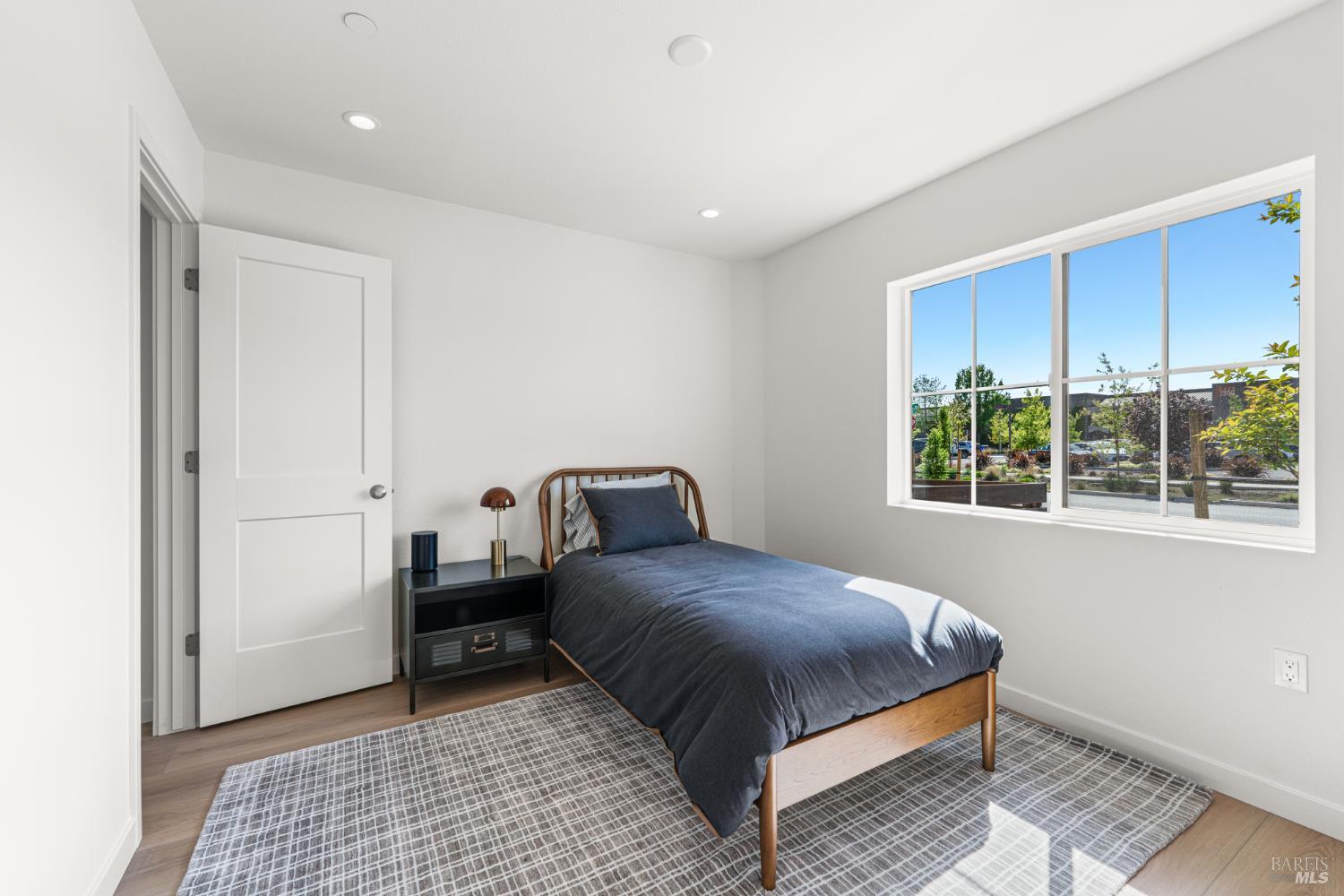 Detail Gallery Image 19 of 21 For 225 Wellness Way, Rohnert Park,  CA 94928 - 3 Beds | 3 Baths