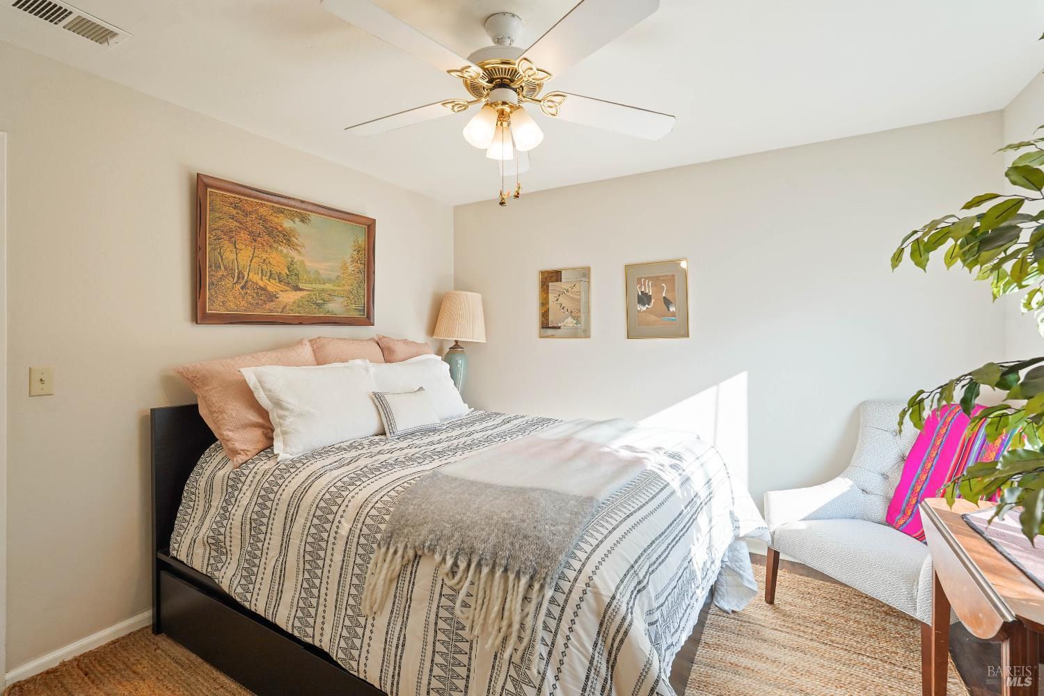 Detail Gallery Image 22 of 38 For 1781 Lindo St, Benicia,  CA 94510 - 2 Beds | 2 Baths