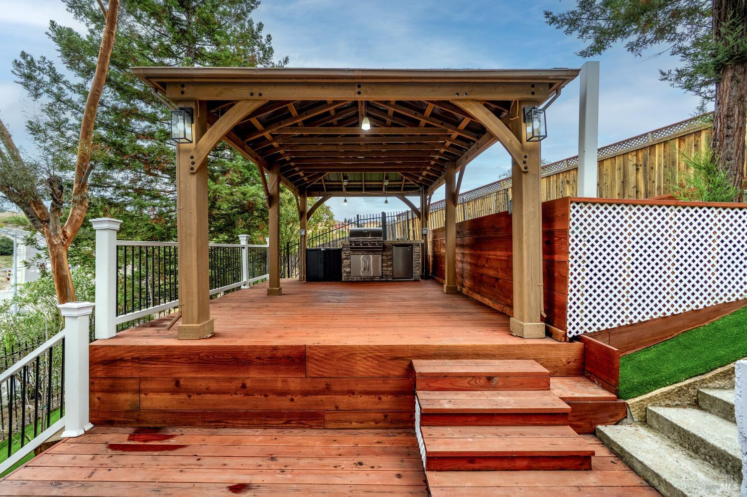 Detail Gallery Image 57 of 71 For 3428 Lake Park Ct, Santa Rosa,  CA 95403 - 4 Beds | 3/1 Baths