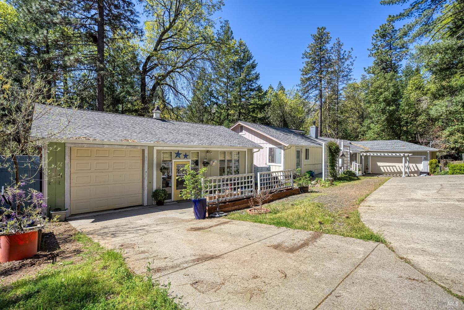 Detail Gallery Image 46 of 61 For 16675 Mountain View Dr, Cobb,  CA 95426 - 4 Beds | 3 Baths