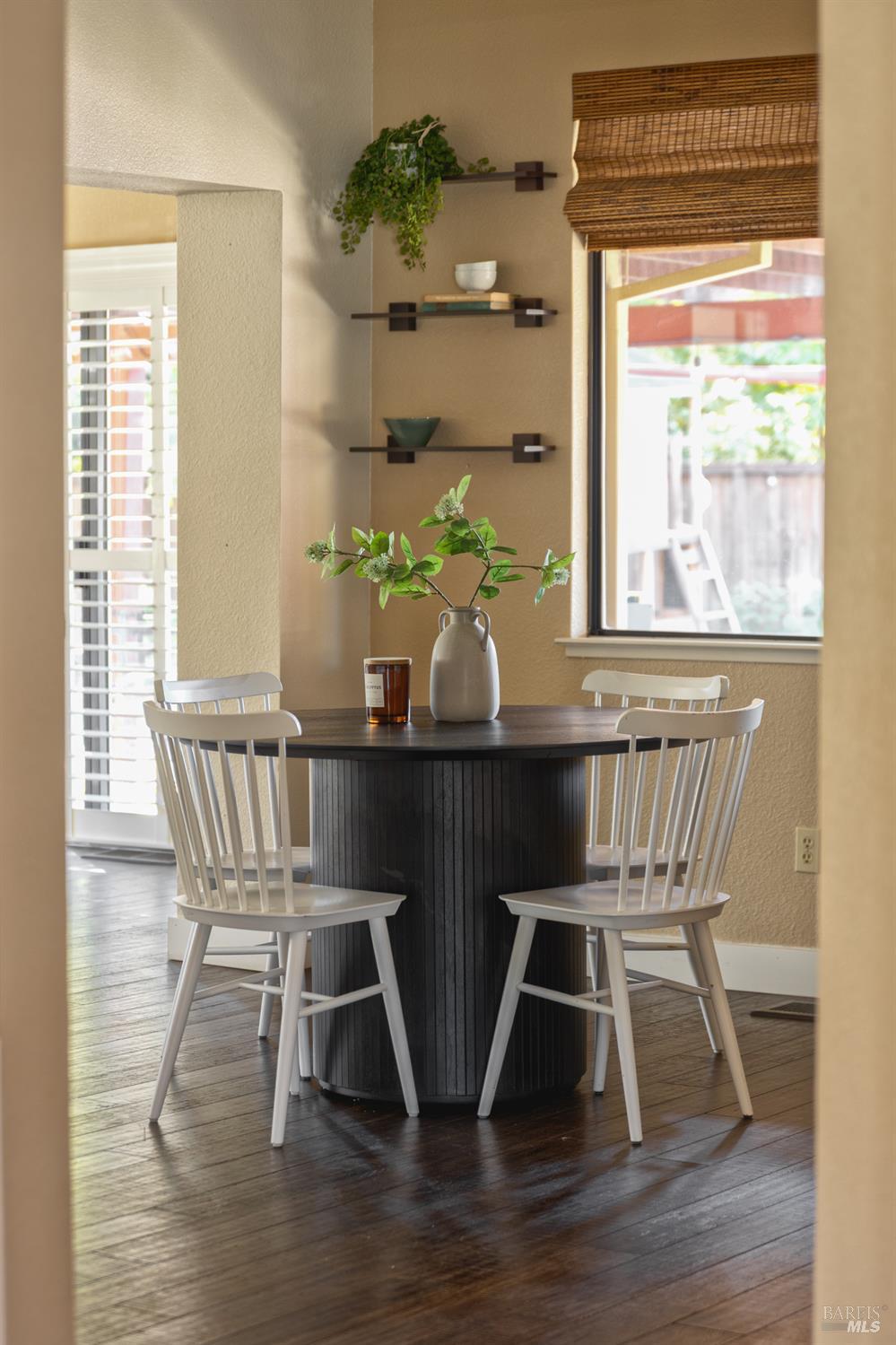 Detail Gallery Image 19 of 56 For 206 Willow Green Way, Vacaville,  CA 95687 - 5 Beds | 3 Baths