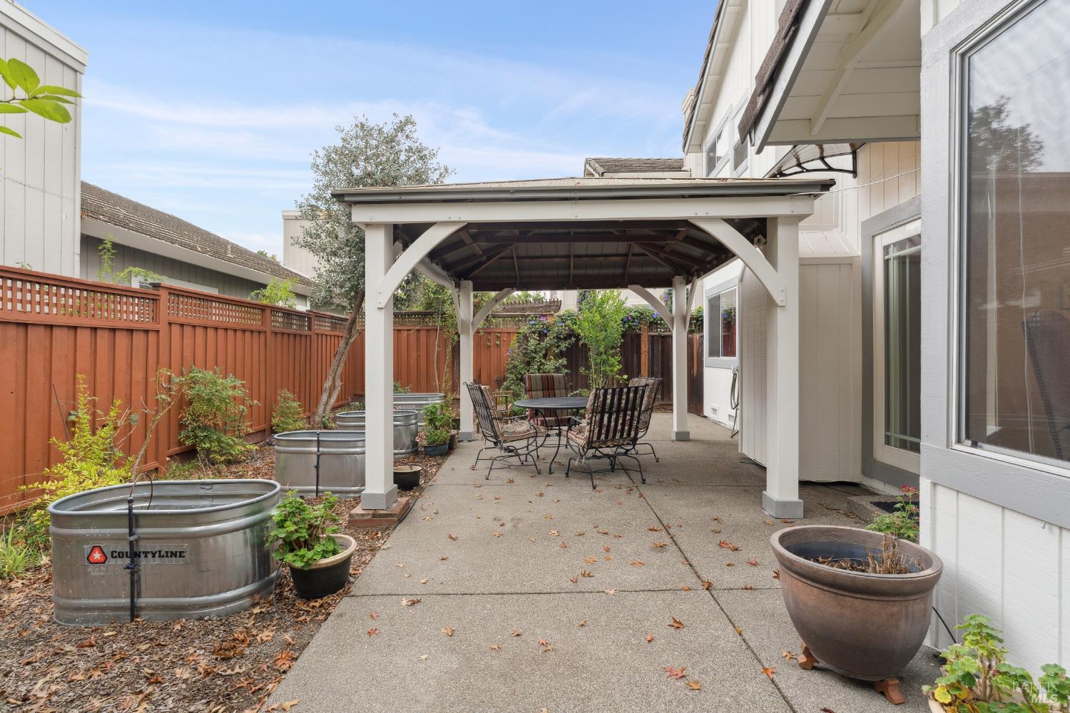 Detail Gallery Image 52 of 56 For 8501 Shadetree Dr, Windsor,  CA 95492 - 4 Beds | 3 Baths