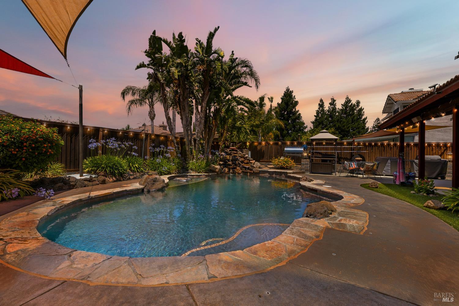 Detail Gallery Image 49 of 56 For 206 Willow Green Way, Vacaville,  CA 95687 - 5 Beds | 3 Baths