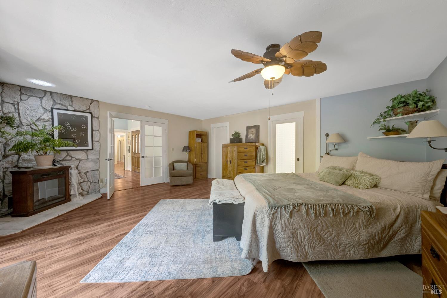 Detail Gallery Image 20 of 61 For 16675 Mountain View Dr, Cobb,  CA 95426 - 4 Beds | 3 Baths