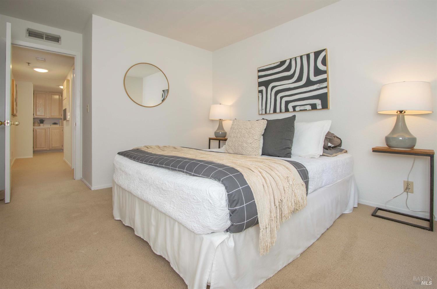 Detail Gallery Image 12 of 29 For 230 Pelican Ln, Novato,  CA 94949 - 3 Beds | 2/1 Baths