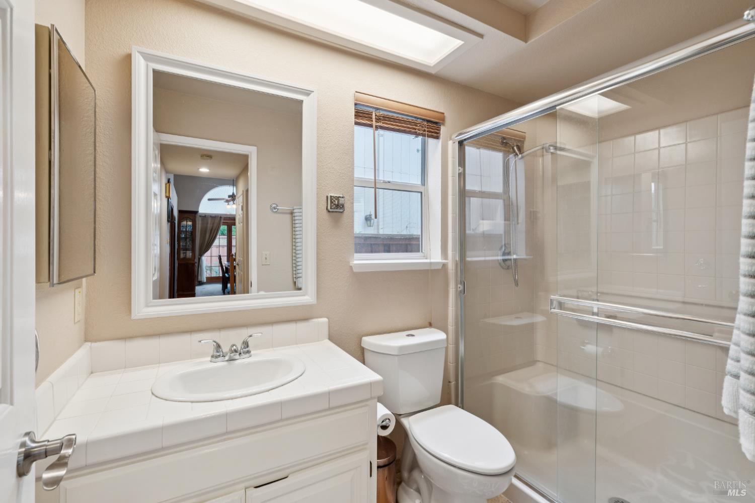 Detail Gallery Image 40 of 56 For 8501 Shadetree Dr, Windsor,  CA 95492 - 4 Beds | 3 Baths