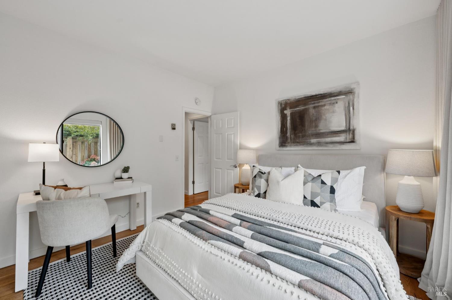 Detail Gallery Image 39 of 54 For 121 Eucalyptus Knoll St, Mill Valley,  CA 94941 - 2 Beds | 2 Baths