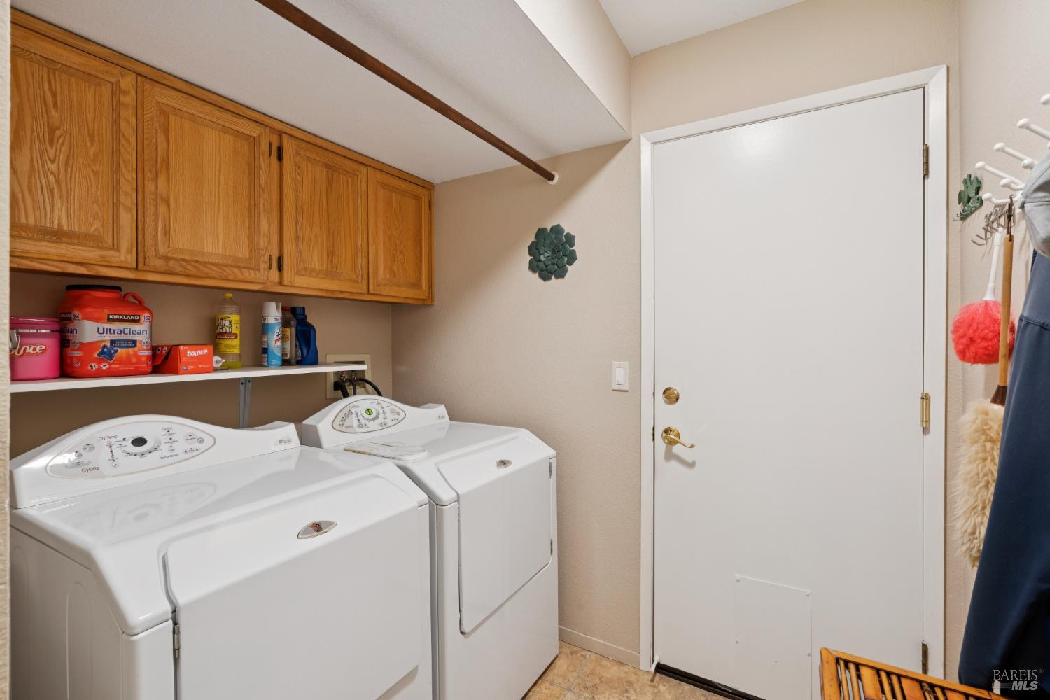 Detail Gallery Image 44 of 56 For 8501 Shadetree Dr, Windsor,  CA 95492 - 4 Beds | 3 Baths