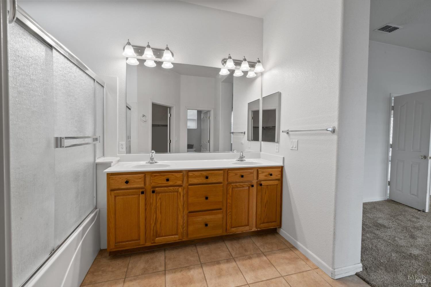 Detail Gallery Image 29 of 55 For 1651 Little Rock Cir, Suisun City,  CA 94585 - 3 Beds | 2 Baths