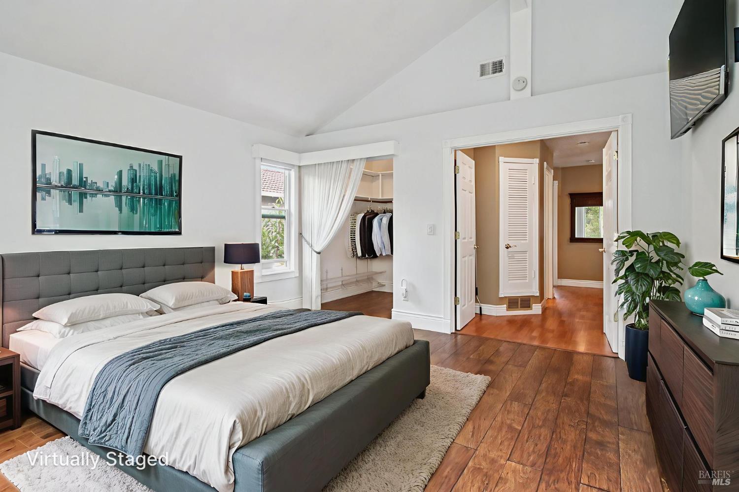 Detail Gallery Image 18 of 28 For 485 Avalon Cir, Vallejo,  CA 94589 - 3 Beds | 2/1 Baths