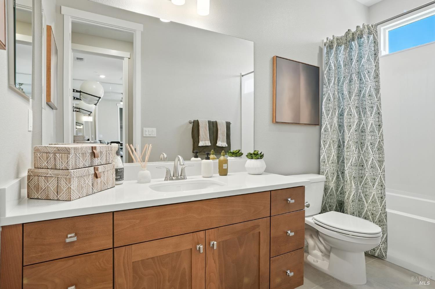 Detail Gallery Image 15 of 16 For 64 Cardamom Ln #1202,  Morgan Hill,  CA 95037 - 3 Beds | 3 Baths