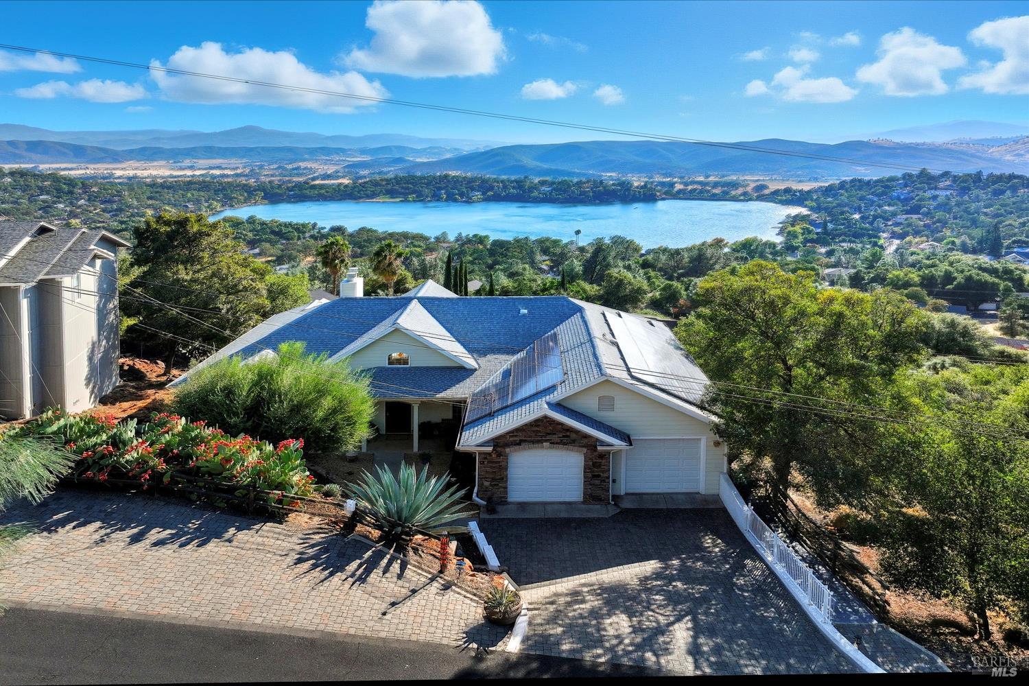 Detail Gallery Image 64 of 79 For 18530 Glenwood Rd, Hidden Valley Lake,  CA 95467 - 3 Beds | 3/1 Baths