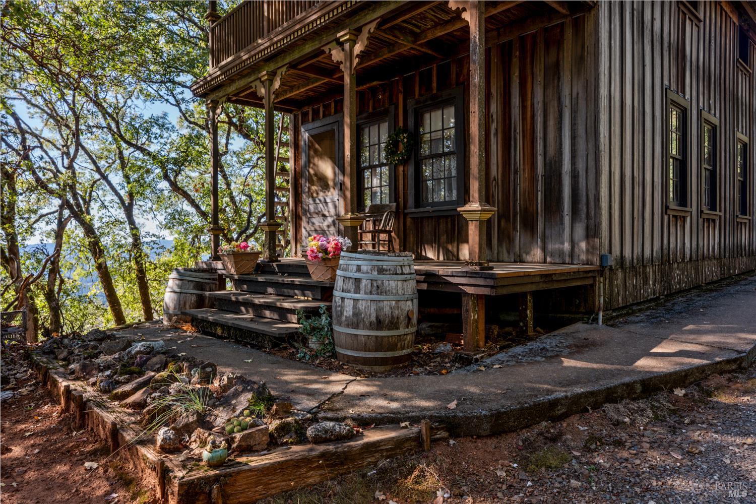 Detail Gallery Image 6 of 24 For 24600 String Creek Rd, Willits,  CA 95490 - 2 Beds | 1 Baths