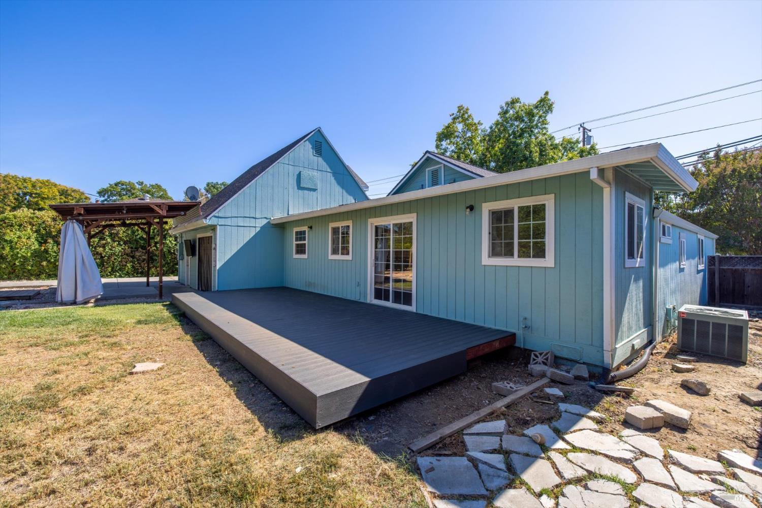 Detail Gallery Image 35 of 50 For 700 W a St, Dixon,  CA 95620 - 3 Beds | 1 Baths