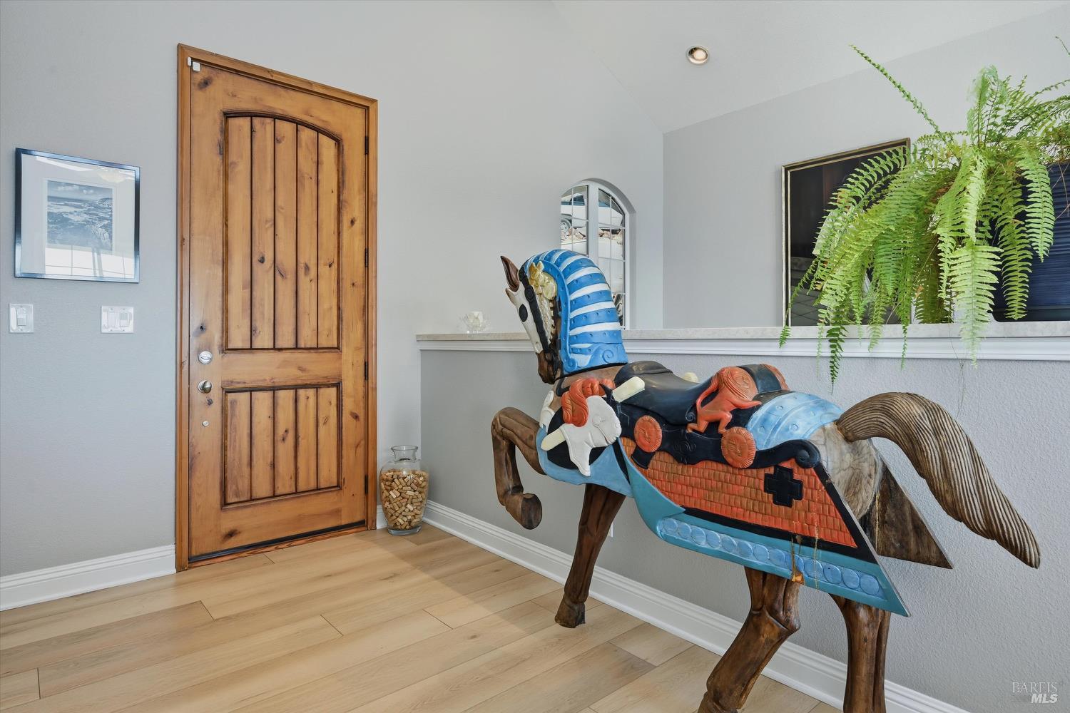 Detail Gallery Image 4 of 79 For 18530 Glenwood Rd, Hidden Valley Lake,  CA 95467 - 3 Beds | 3/1 Baths