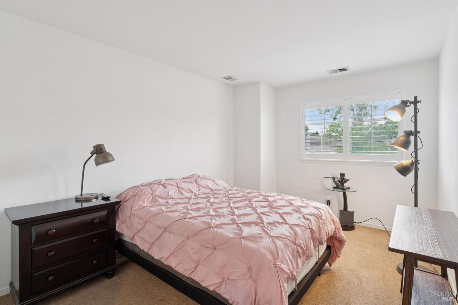 Detail Gallery Image 38 of 56 For 8501 Shadetree Dr, Windsor,  CA 95492 - 4 Beds | 3 Baths