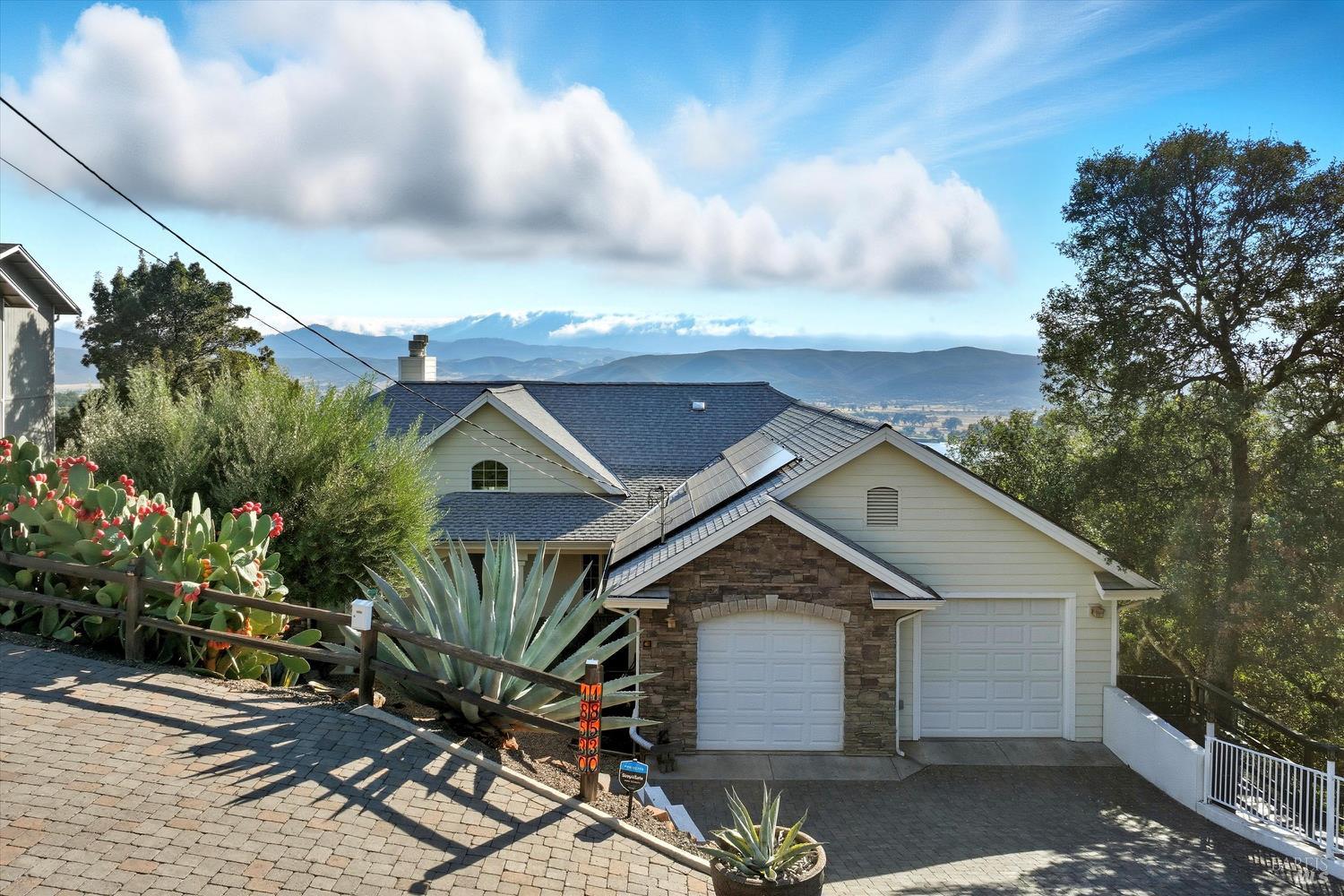 Detail Gallery Image 65 of 79 For 18530 Glenwood Rd, Hidden Valley Lake,  CA 95467 - 3 Beds | 3/1 Baths