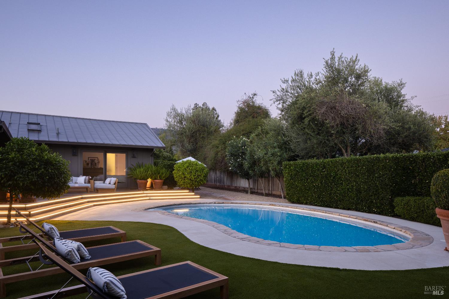 Detail Gallery Image 28 of 39 For 1594 Arrowhead Dr, Saint Helena,  CA 94574 - 3 Beds | 2 Baths