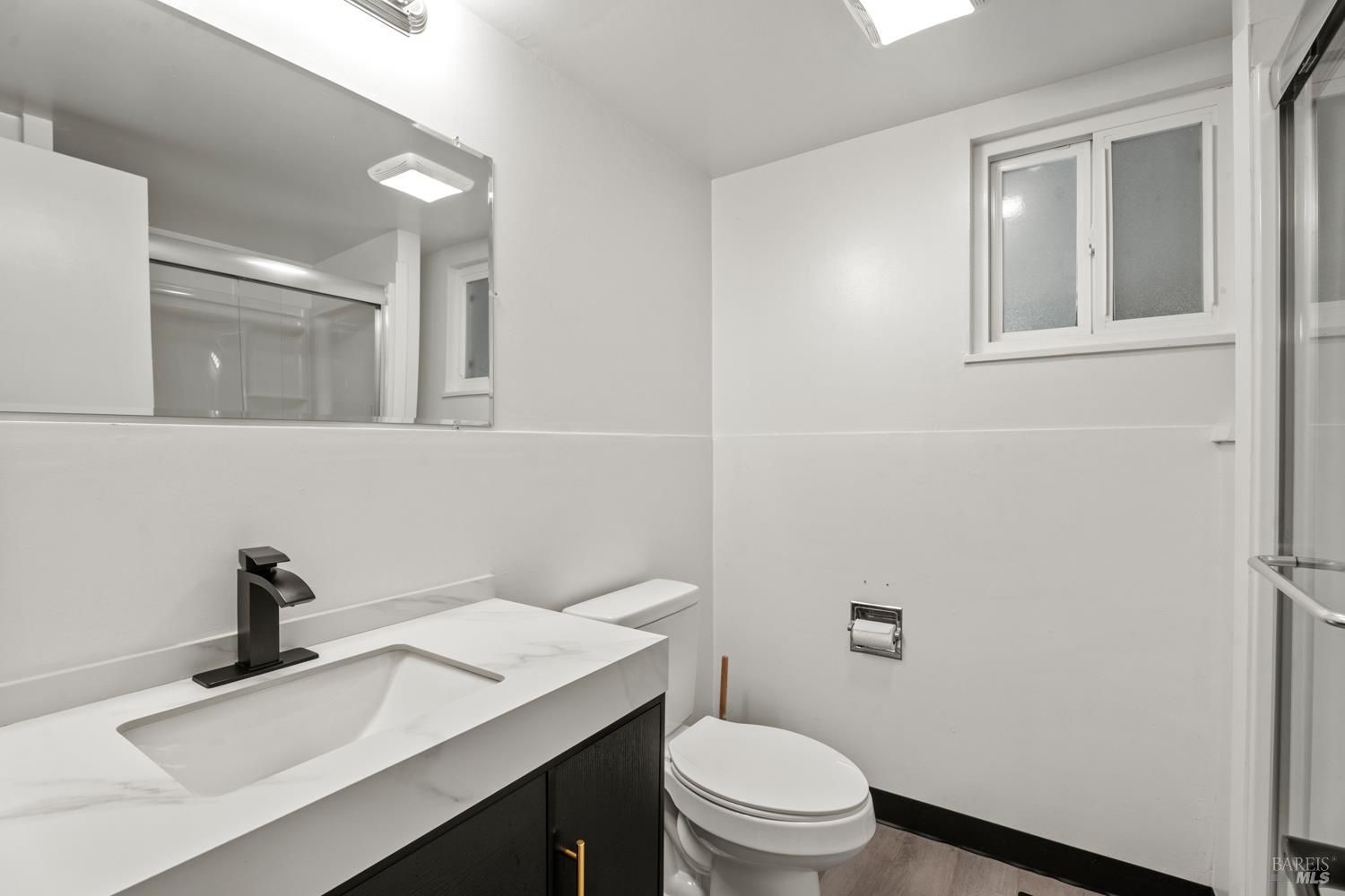 Detail Gallery Image 12 of 19 For 77 Hazel St, Willits,  CA 95490 - 4 Beds | 1/1 Baths