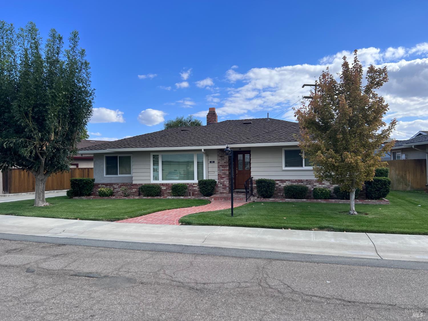 Front Image Thumbnail for BA325090330