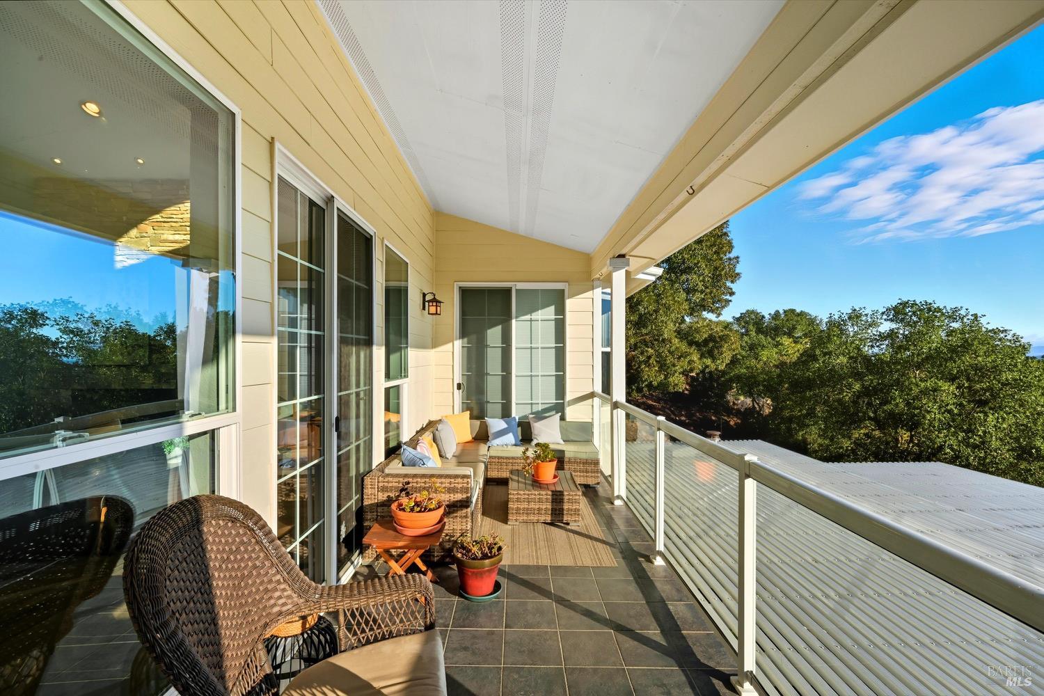 Detail Gallery Image 34 of 79 For 18530 Glenwood Rd, Hidden Valley Lake,  CA 95467 - 3 Beds | 3/1 Baths