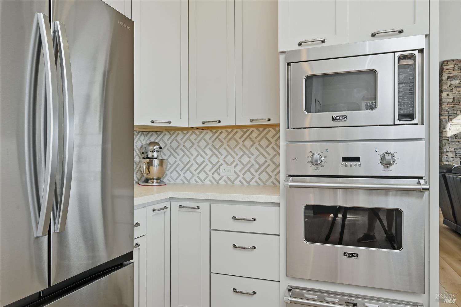 Detail Gallery Image 17 of 79 For 18530 Glenwood Rd, Hidden Valley Lake,  CA 95467 - 3 Beds | 3/1 Baths