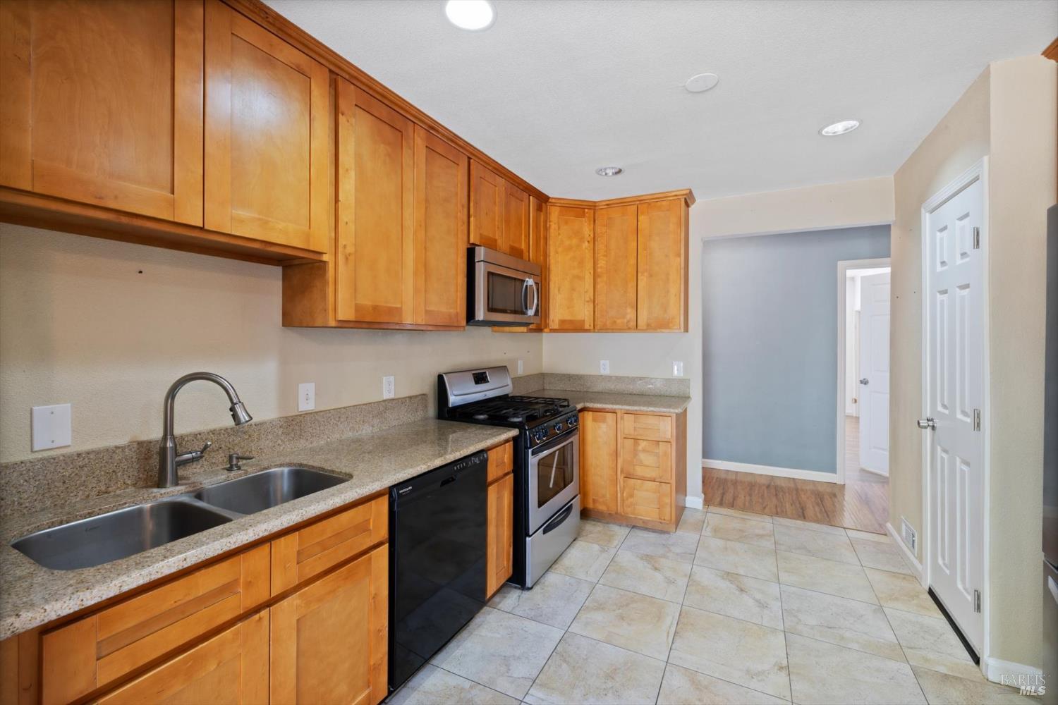 Detail Gallery Image 20 of 50 For 700 W a St, Dixon,  CA 95620 - 3 Beds | 1 Baths