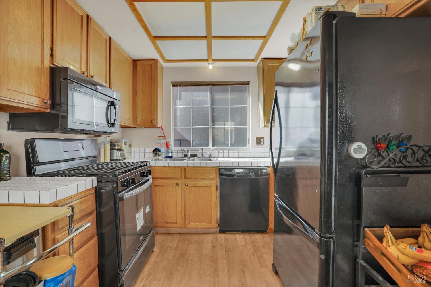 Detail Gallery Image 19 of 41 For 414 Bauman Dr, Suisun City,  CA 94585 - 3 Beds | 2 Baths