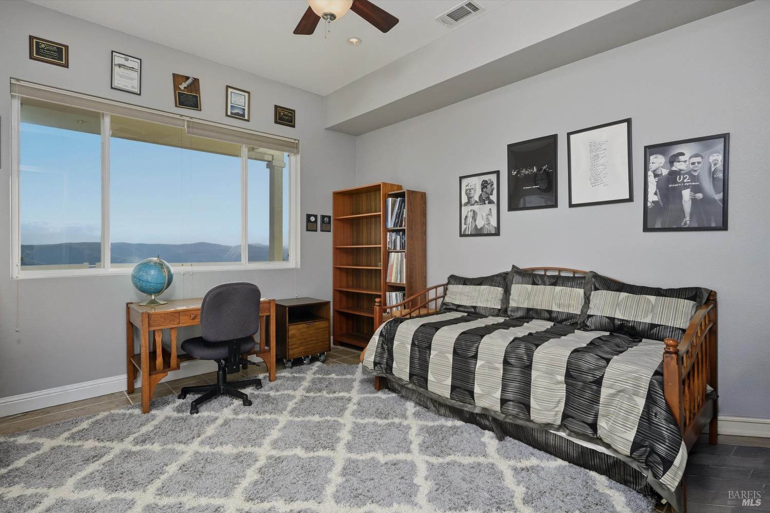 Detail Gallery Image 45 of 79 For 18530 Glenwood Rd, Hidden Valley Lake,  CA 95467 - 3 Beds | 3/1 Baths