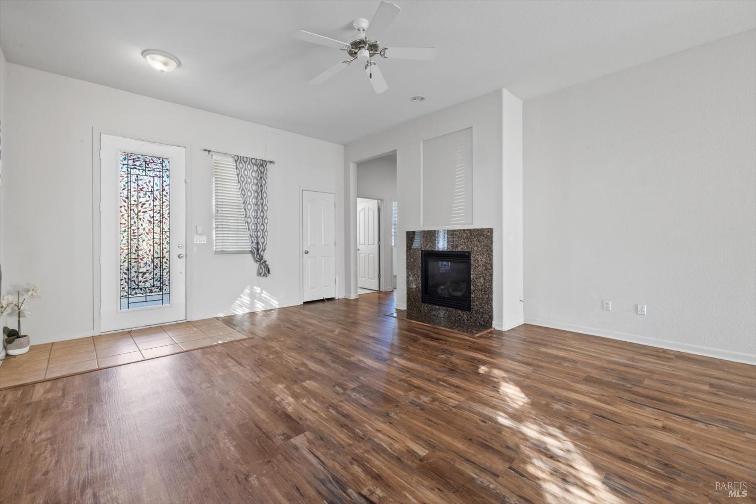 Detail Gallery Image 15 of 55 For 1651 Little Rock Cir, Suisun City,  CA 94585 - 3 Beds | 2 Baths