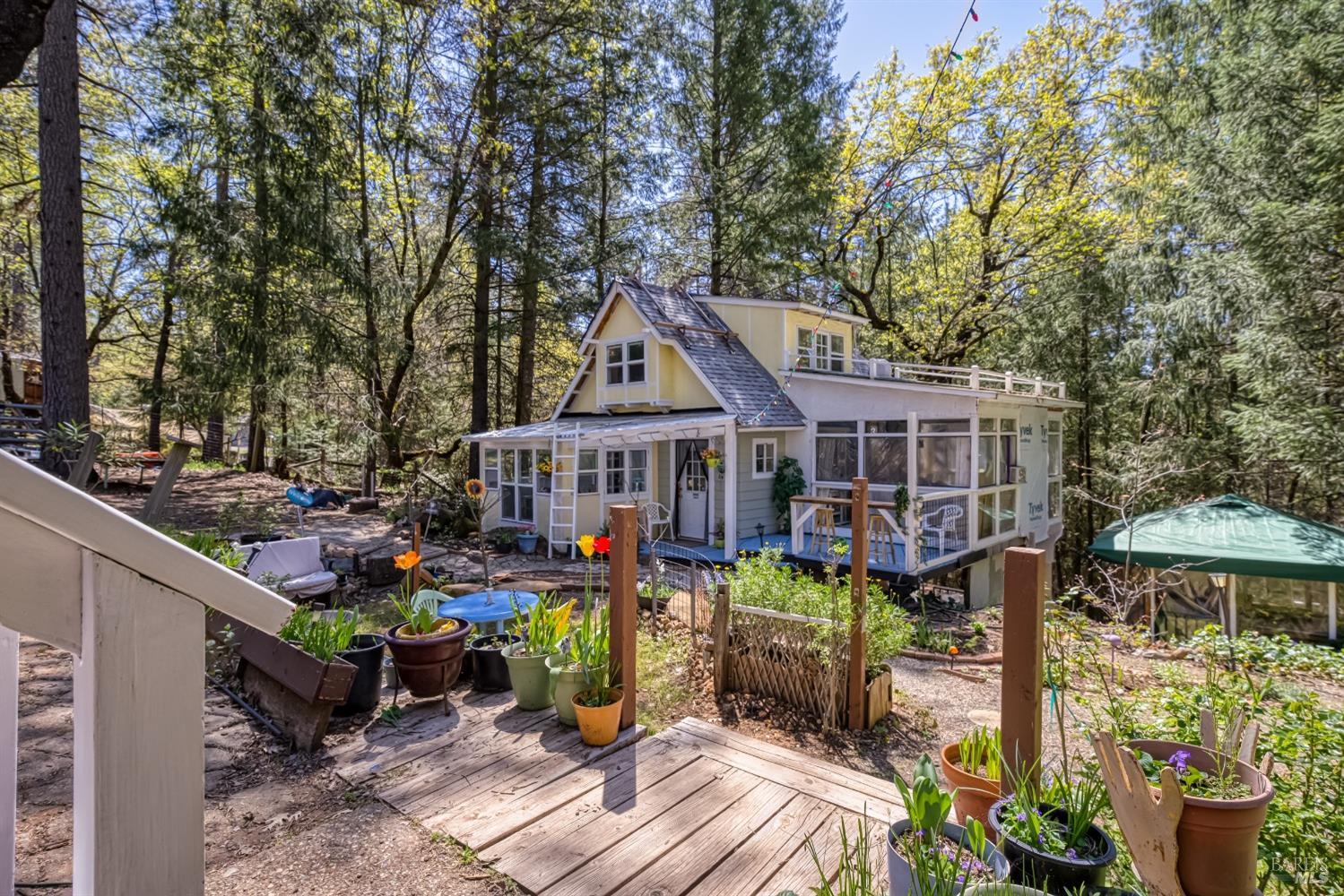 Detail Gallery Image 3 of 61 For 16675 Mountain View Dr, Cobb,  CA 95426 - 4 Beds | 3 Baths