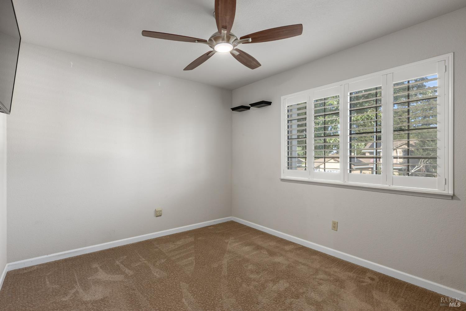 Detail Gallery Image 34 of 56 For 206 Willow Green Way, Vacaville,  CA 95687 - 5 Beds | 3 Baths