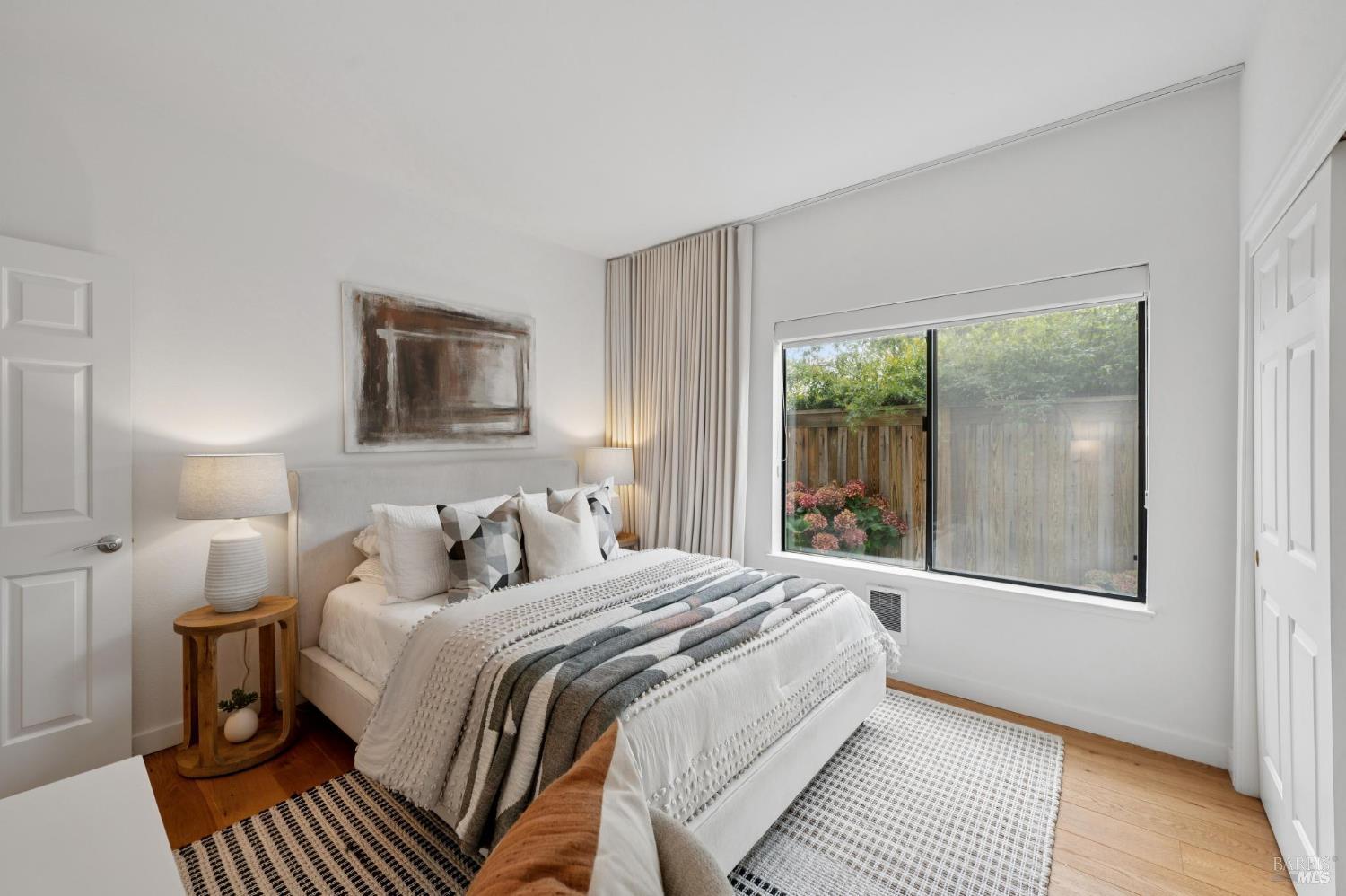 Detail Gallery Image 38 of 54 For 121 Eucalyptus Knoll St, Mill Valley,  CA 94941 - 2 Beds | 2 Baths