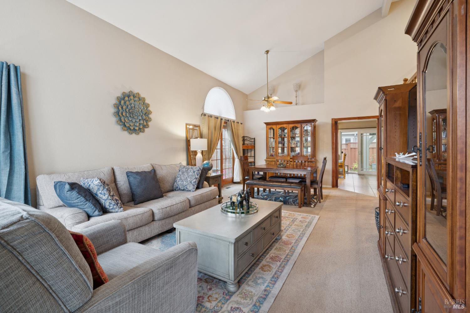 Detail Gallery Image 7 of 56 For 8501 Shadetree Dr, Windsor,  CA 95492 - 4 Beds | 3 Baths