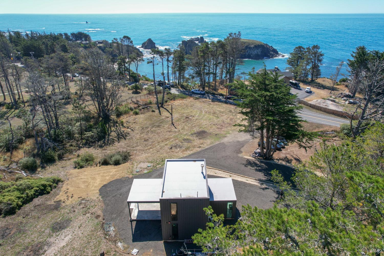 Detail Gallery Image 4 of 34 For 30101 S Hwy 1 Unkn, Gualala,  CA 95445 - 1 Beds | 1 Baths