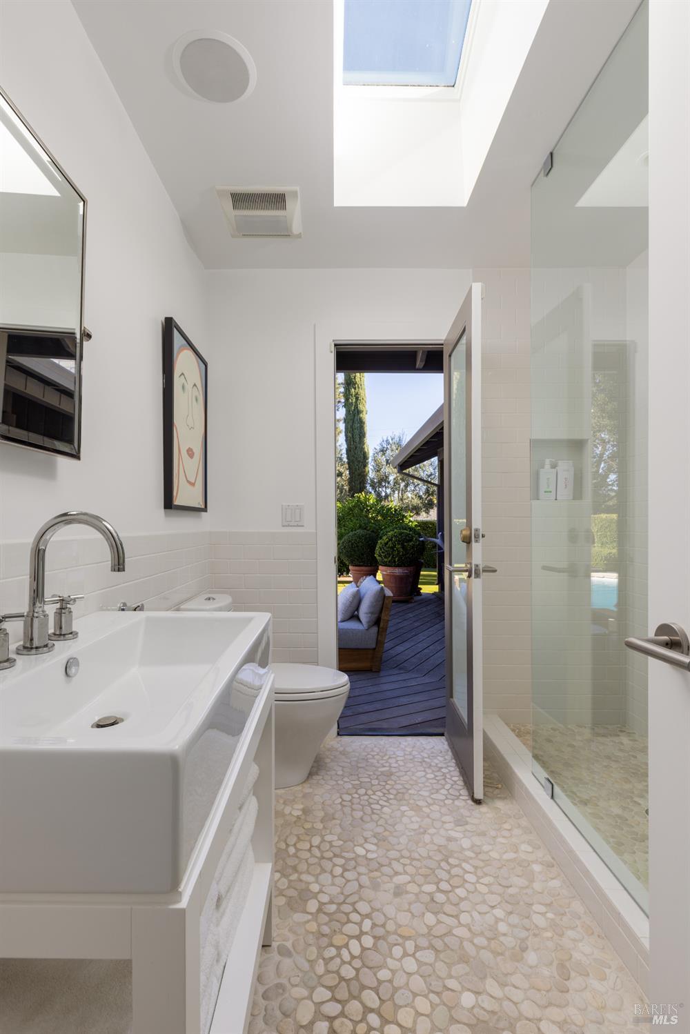 Detail Gallery Image 13 of 39 For 1594 Arrowhead Dr, Saint Helena,  CA 94574 - 3 Beds | 2 Baths