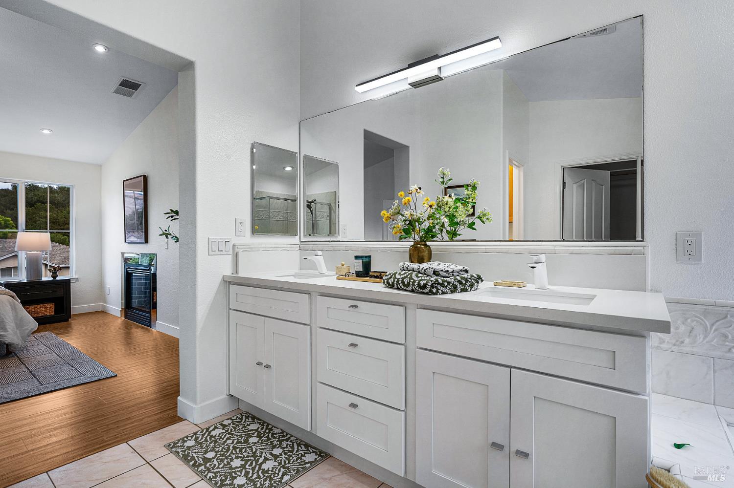 Detail Gallery Image 32 of 71 For 3428 Lake Park Ct, Santa Rosa,  CA 95403 - 4 Beds | 3/1 Baths