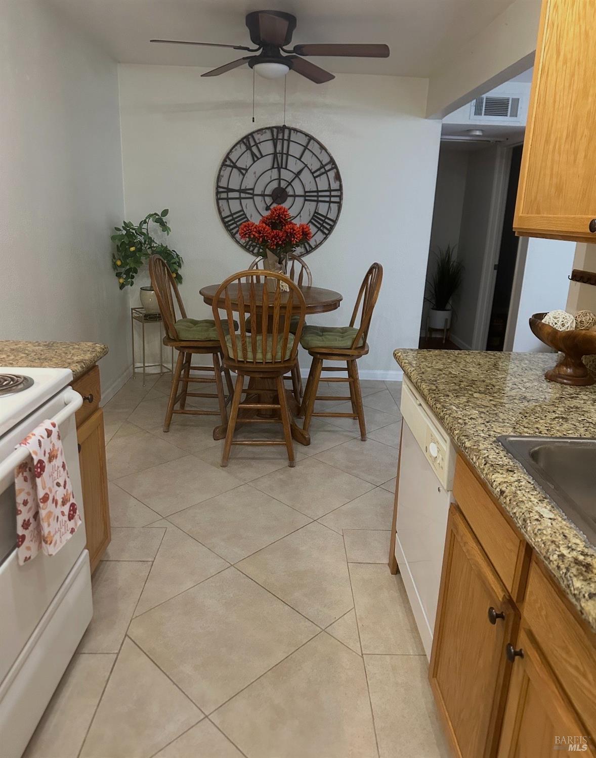 Detail Gallery Image 11 of 43 For 524 Arcadia Dr, Vacaville,  CA 95687 - 1 Beds | 1 Baths