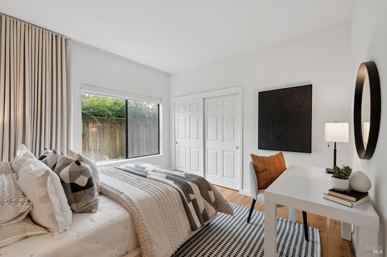 Detail Gallery Image 37 of 54 For 121 Eucalyptus Knoll St, Mill Valley,  CA 94941 - 2 Beds | 2 Baths