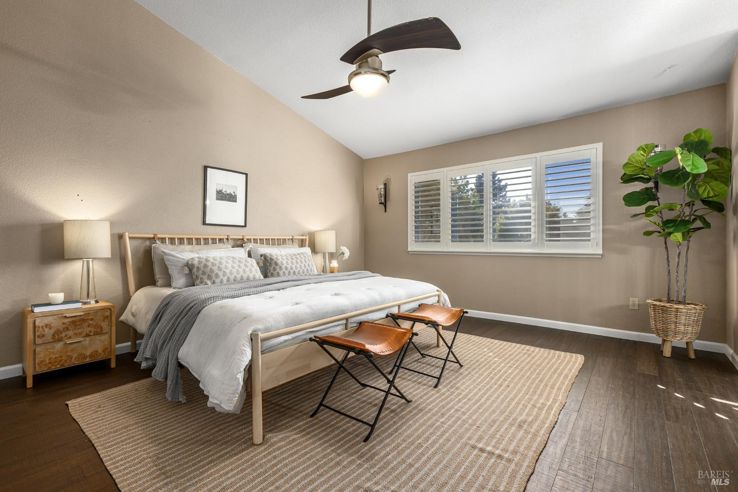 Detail Gallery Image 27 of 56 For 206 Willow Green Way, Vacaville,  CA 95687 - 5 Beds | 3 Baths