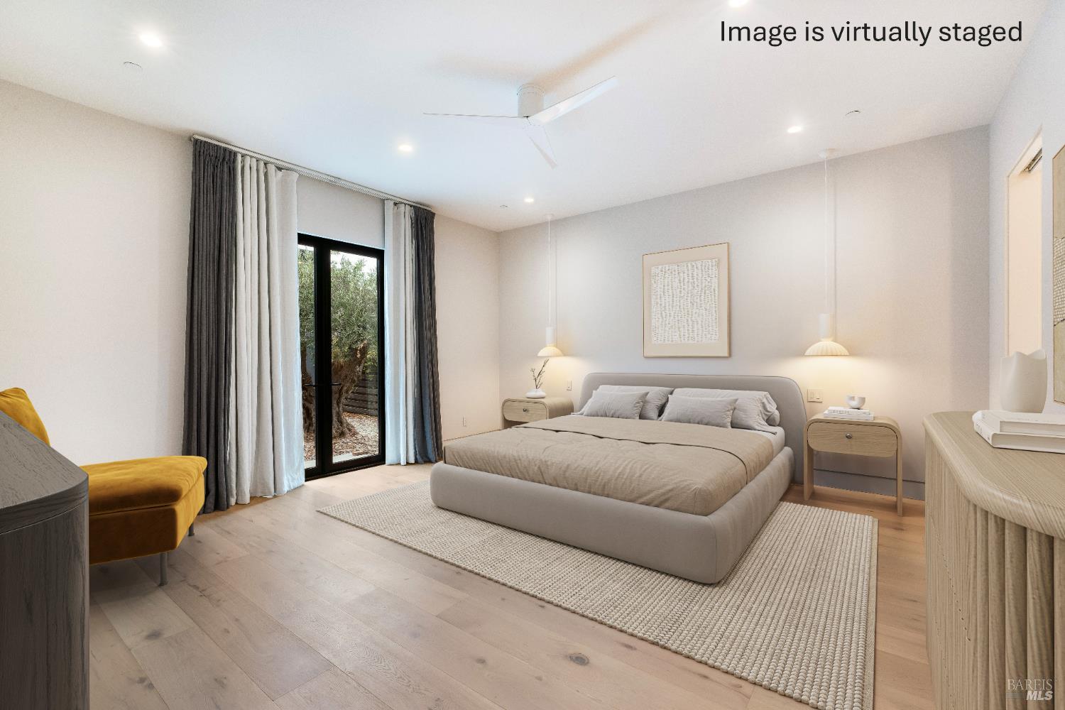 Detail Gallery Image 12 of 33 For 983 Grove St, Healdsburg,  CA 95448 - 5 Beds | 5/3 Baths