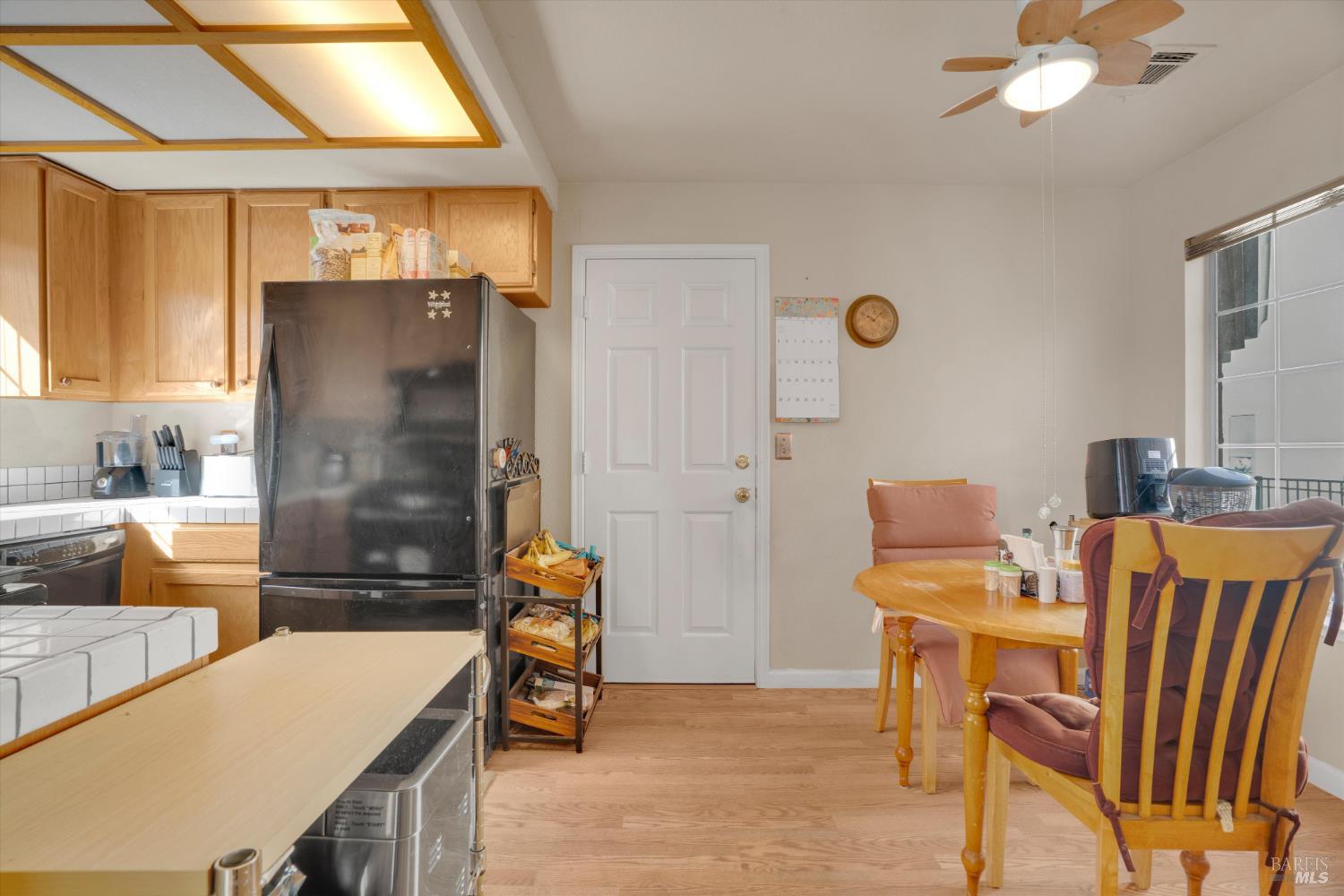 Detail Gallery Image 15 of 41 For 414 Bauman Dr, Suisun City,  CA 94585 - 3 Beds | 2 Baths