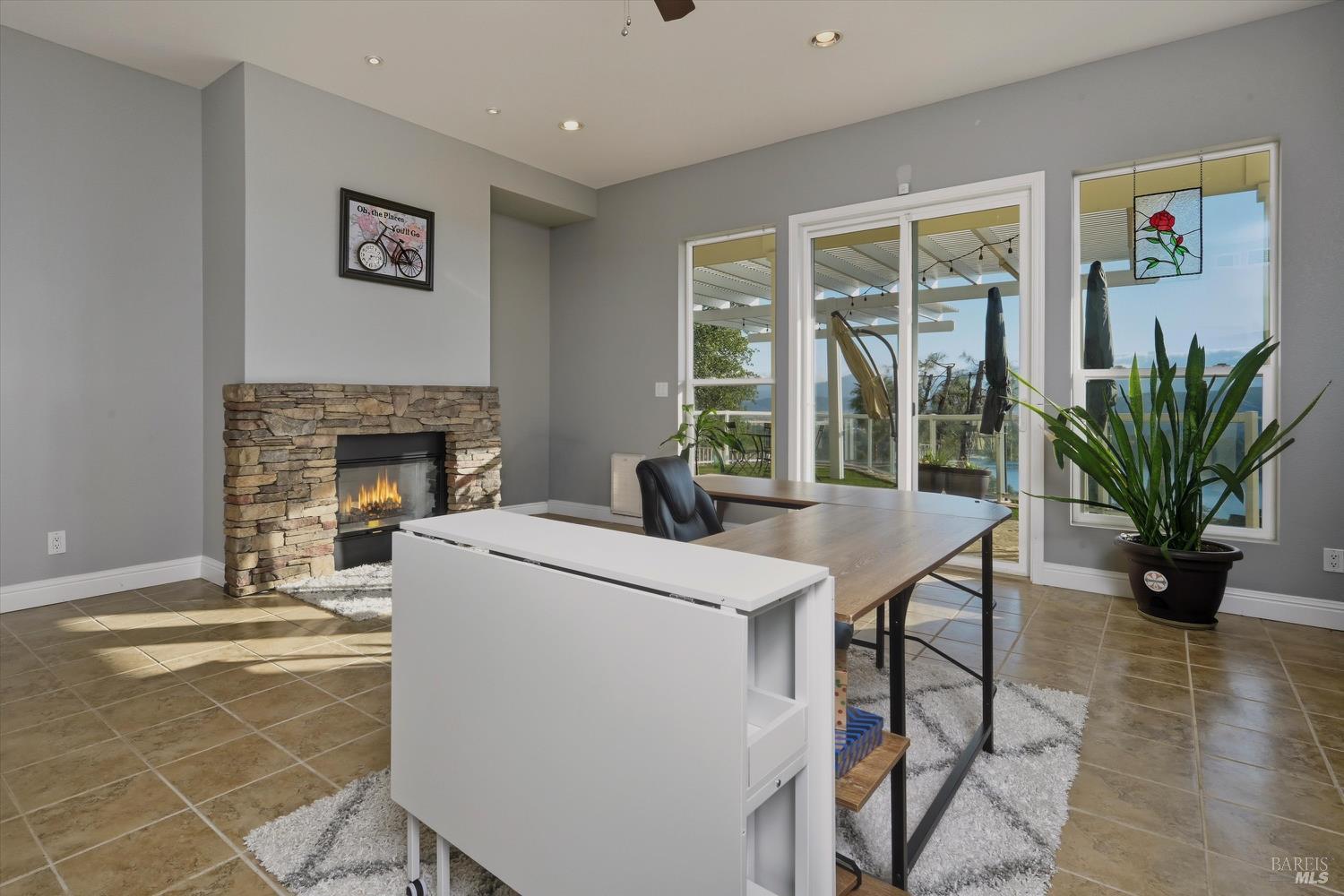 Detail Gallery Image 40 of 79 For 18530 Glenwood Rd, Hidden Valley Lake,  CA 95467 - 3 Beds | 3/1 Baths