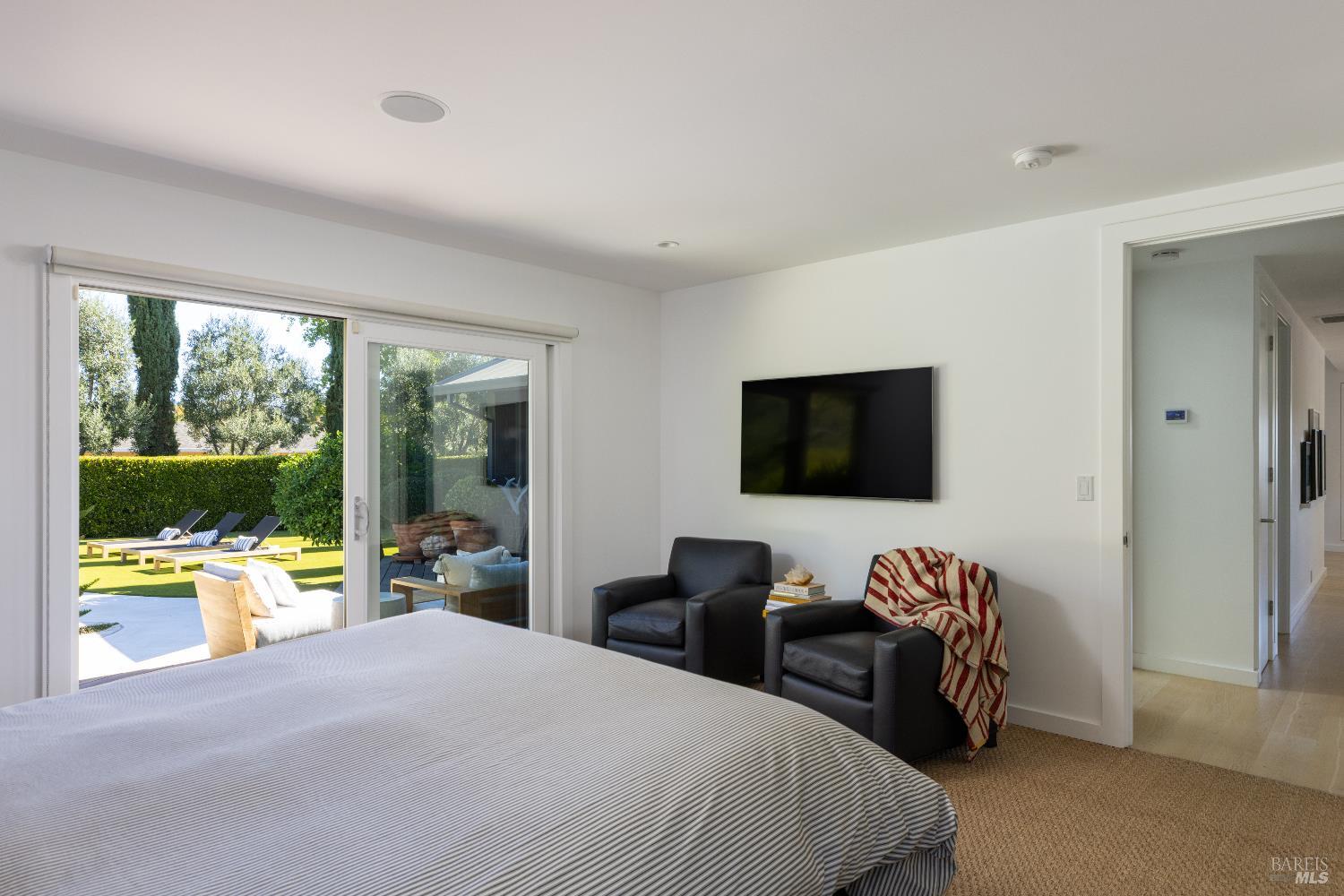 Detail Gallery Image 17 of 39 For 1594 Arrowhead Dr, Saint Helena,  CA 94574 - 3 Beds | 2 Baths