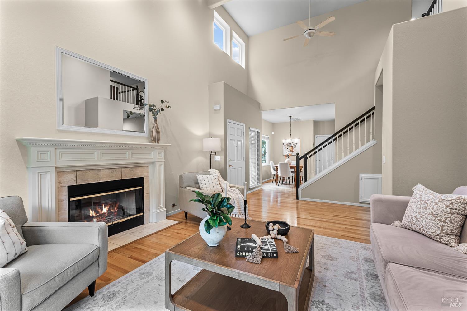 Detail Gallery Image 7 of 36 For 906 Woodlake Dr, Santa Rosa,  CA 95405 - 3 Beds | 2/1 Baths