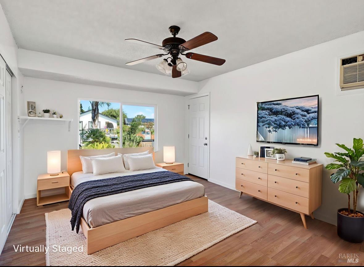 Detail Gallery Image 17 of 51 For 844 Cedarwood Ln, Petaluma,  CA 94954 - 4 Beds | 2 Baths