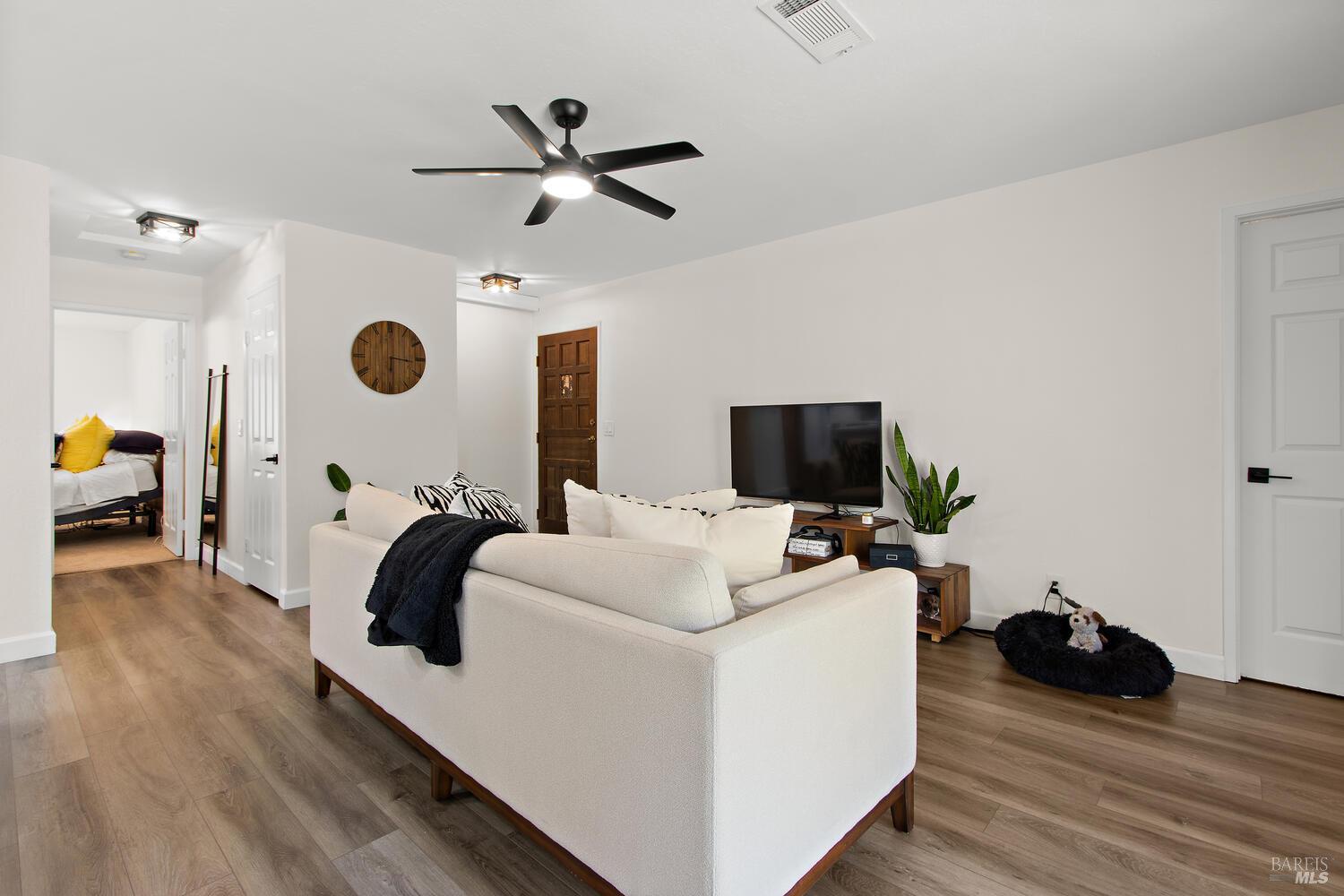 Detail Gallery Image 33 of 59 For 407 Rinconada Ct, Benicia,  CA 94510 - – Beds | – Baths